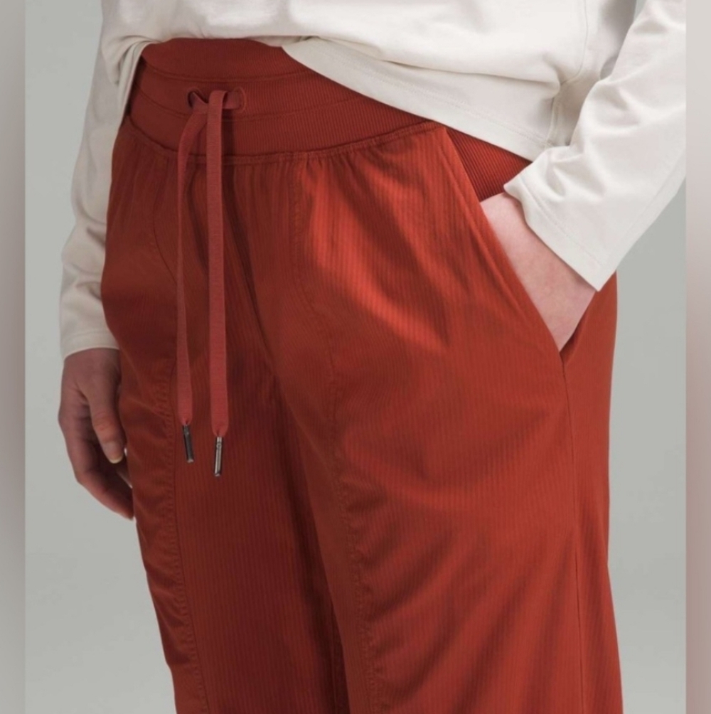 Lululemon Dance Studio Jogger Size 6 Burnt Orange - Picture 2 of 8